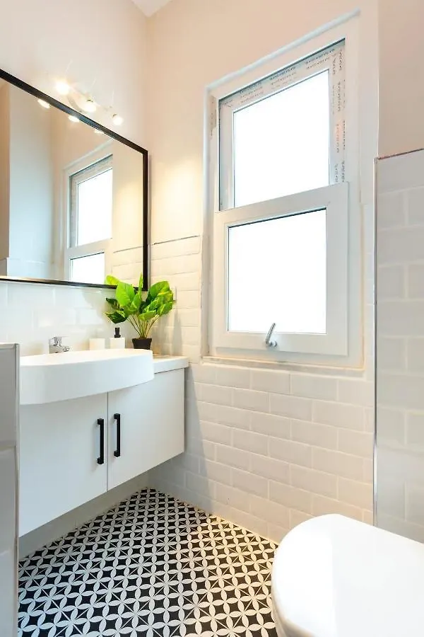 Discover The City On Cihangir Istanboel Appartement